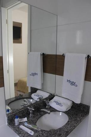 Imagen de la habitación del Hotel Infinity, Mau&aacute;. Foto 9