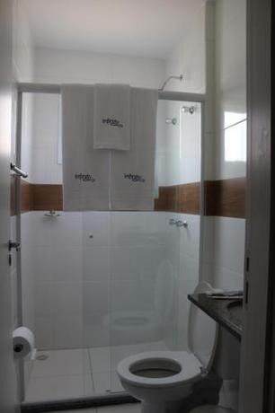 Imagen de la habitación del Hotel Infinity, Mau&aacute;. Foto 10