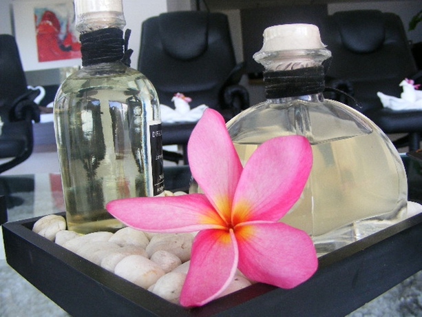 Imagen de la piscina del Hotel Infinity Residences y Resort Koh Samui. Foto 15