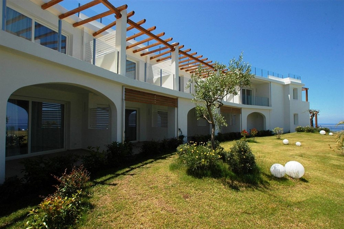 Imagen de los exteriores del Hotel Infinity Resort Tropea. Foto 11