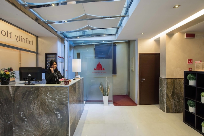 Imagen de los interiores del Hotel Infinity San Pietro. Foto 17