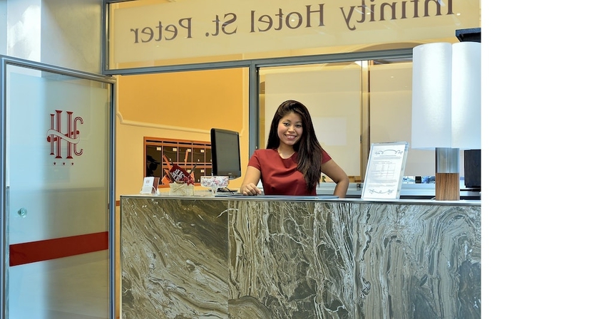 Imagen de los interiores del Hotel Infinity San Pietro. Foto 18