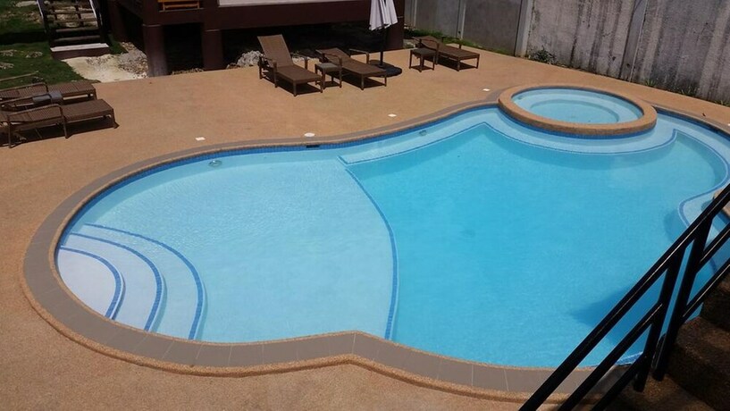 Imagen de la piscina del Hotel Infinity Sands Resort. Foto 29