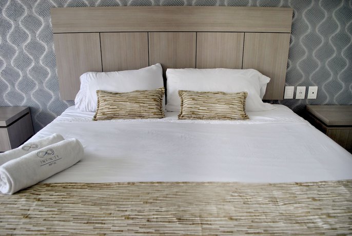 Imagen de la habitación del Hotel Infinity, Tequesquitengo. Foto 4