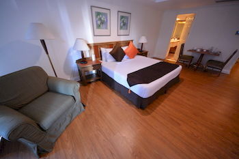 Imagen general del Hotel Infinity Tower Suites. Foto 6