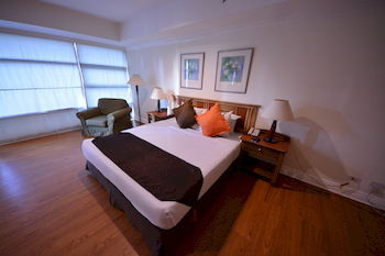 Imagen general del Hotel Infinity Tower Suites. Foto 11