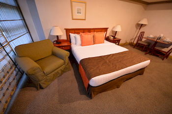 Imagen general del Hotel Infinity Tower Suites. Foto 14