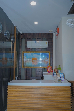 Imagen de los interiores del Hotel Infinity by Kalras Amritsar. Foto 11