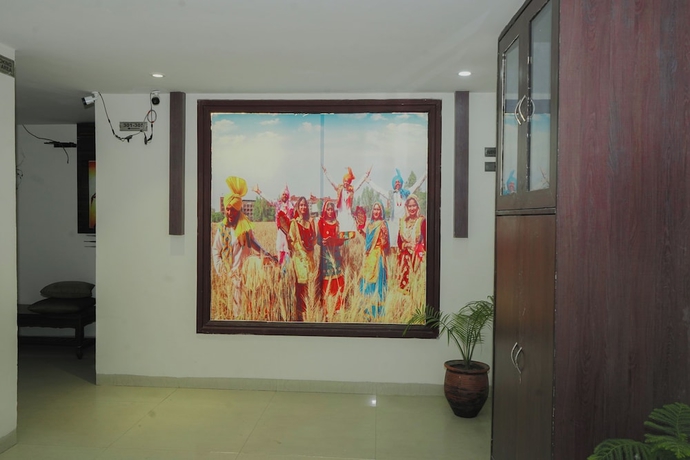 Imagen de los interiores del Hotel Infinity by Kalras Amritsar. Foto 15