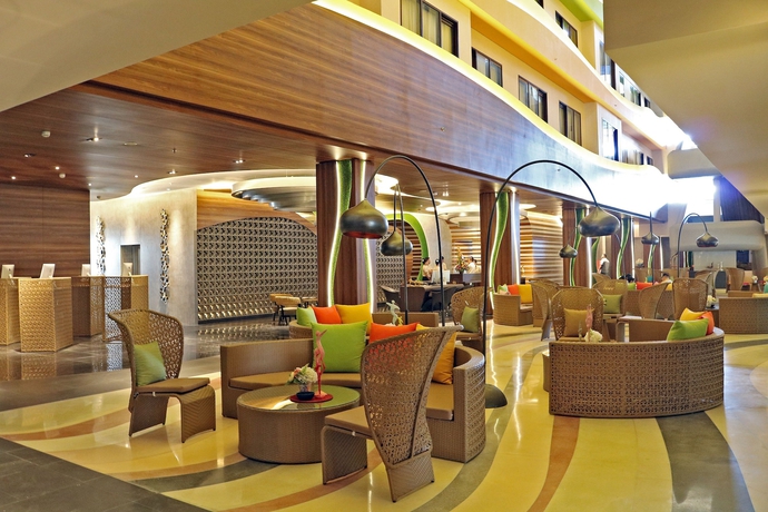 Imagen de los interiores del Hotel Infinity8 Bali. Foto 17