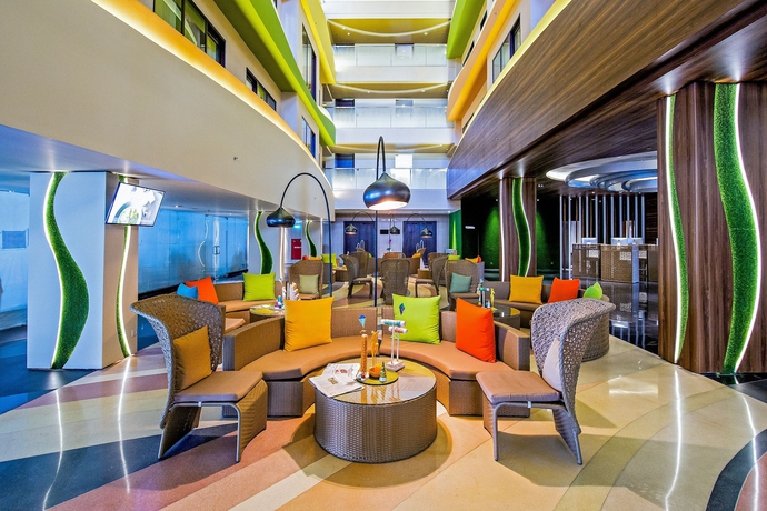 Imagen de los interiores del Hotel Infinity8 Bali. Foto 19