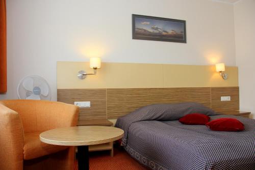 Imagen de la habitación del Hotel Info. Foto 8