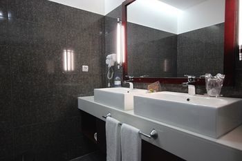 Imagen de la habitación del Hotel Infotur. Foto 6