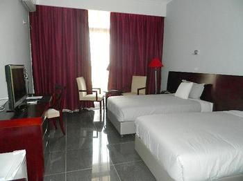 Imagen de la habitación del Hotel Infotur. Foto 7