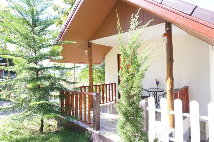 Imagen general del Hotel Ing Phu Resort. Foto 12