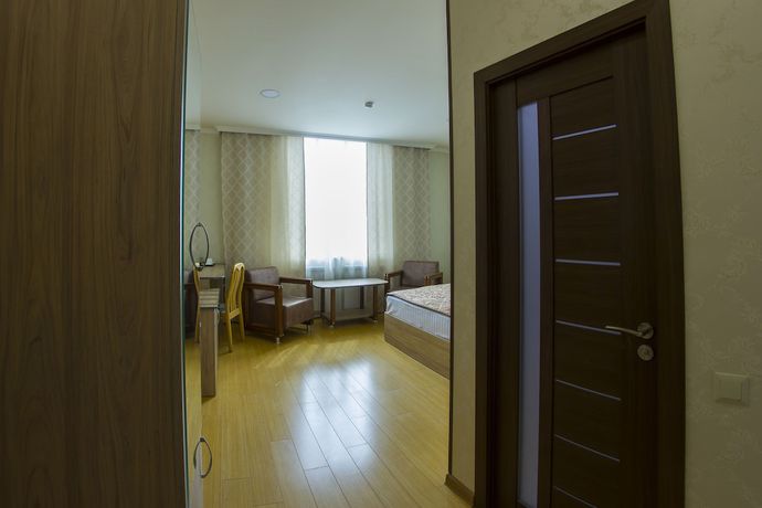 Imagen de la habitación del Hotel Inga Yerevan. Foto 16