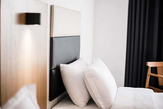 Imagen de la habitación del Hotel Ingate and Cafe. Foto 15