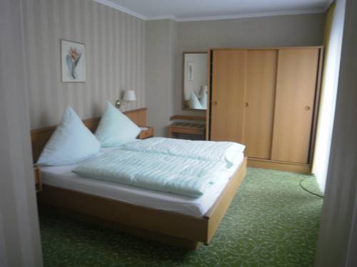 Imagen de la habitación del Hotel Ingeburg. Foto 12