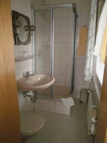 Imagen de la habitación del Hotel Ingeburg. Foto 13