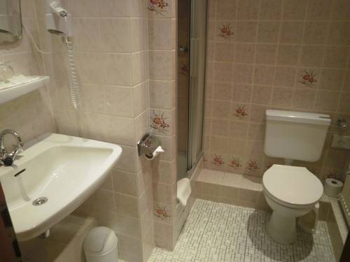 Imagen de la habitación del Hotel Ingeburg. Foto 14