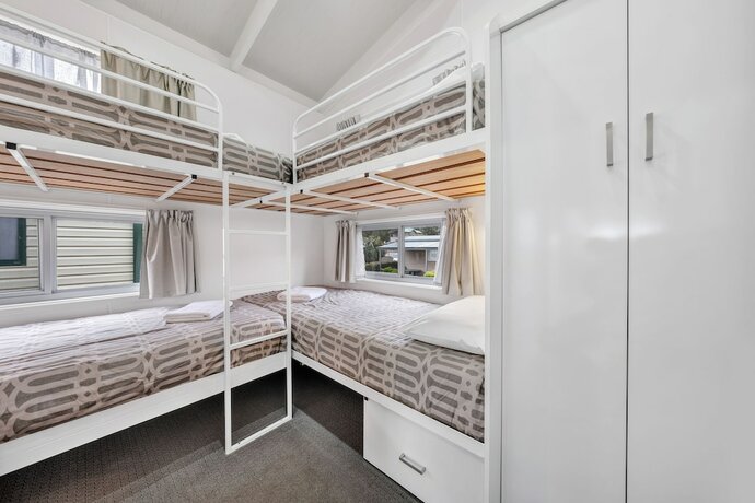 Imagen de la habitación del Hotel Ingenia Holidays Eden Beachfront. Foto 17