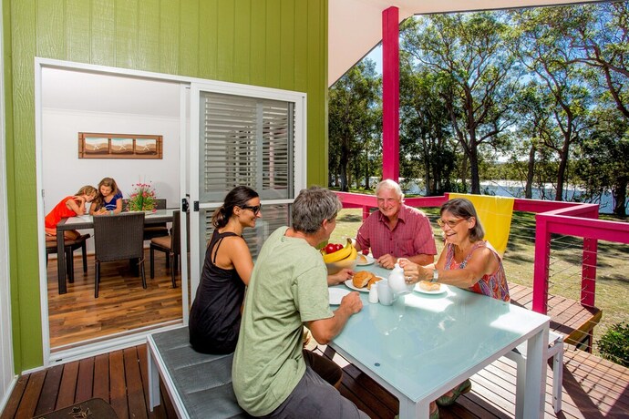 Imagen de los interiores del Hotel Ingenia Holidays South West Rocks. Foto 37