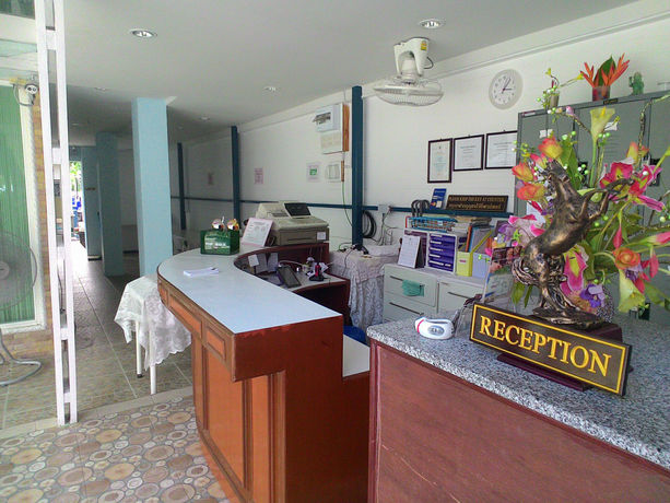 Imagen de la piscina del Hotel Ing-fah Villa. Foto 16