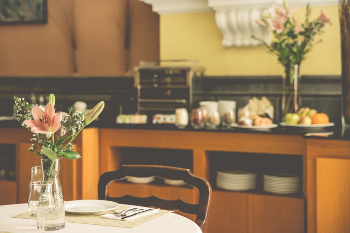 Imagen del bar/restaurante del Hotel Inglaterra, Granada. Foto 4