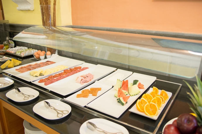 Imagen del bar/restaurante del Hotel Inglaterra, Granada. Foto 5