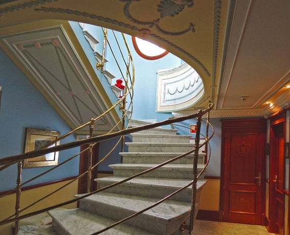 Imagen de los interiores del Hotel Inglaterra, Sevilla. Foto 9