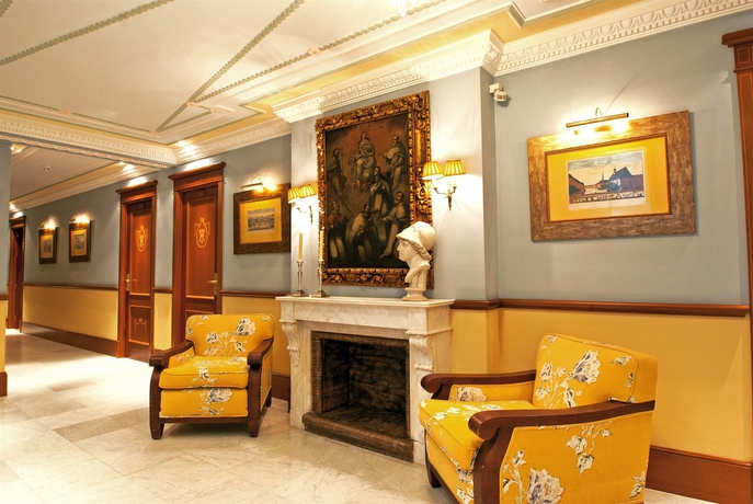 Imagen de los interiores del Hotel Inglaterra, Sevilla. Foto 13