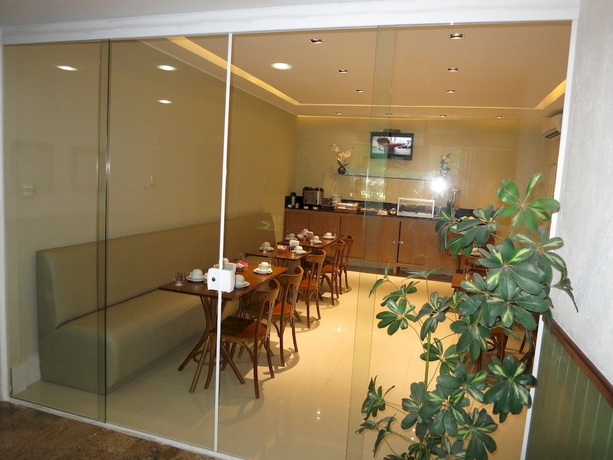 Imagen del bar/restaurante del Hotel Ingl&ecirc;s, R&iacute;o de Janeiro Ciudad. Foto 4