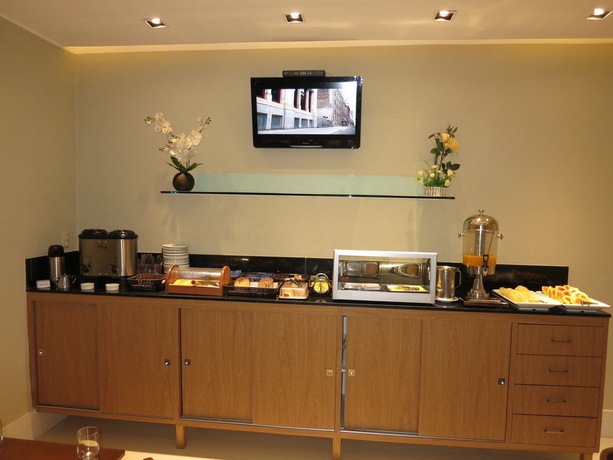 Imagen del bar/restaurante del Hotel Ingl&ecirc;s, R&iacute;o de Janeiro Ciudad. Foto 5