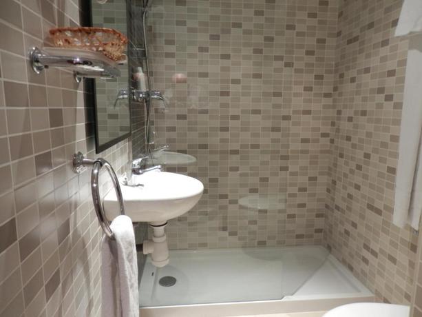 Imagen general del Hotel Ingles, Barrio G&oacute;tico. Foto 9