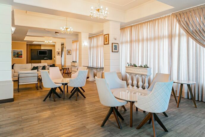 Imagen general del Hotel Ingleses Palace. Foto 6