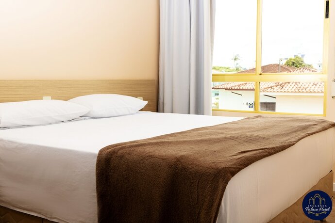 Imagen de la habitación del Hotel Ingleses Palace. Foto 15