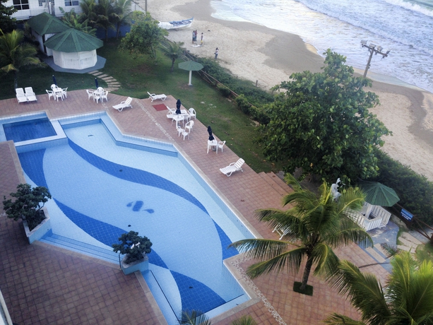 Imagen de la piscina del Hotel Ingleses Praia. Foto 15