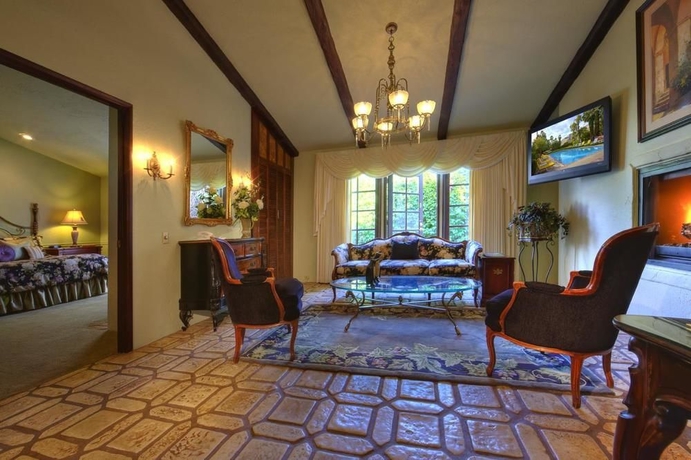 Imagen de los interiores del Hotel Ingleside Estate and Bungalows- Adults Only. Foto 11