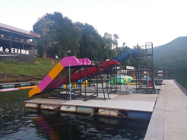 Imagen de la piscina del Hotel Ingphupha Resort and Restaurant. Foto 19
