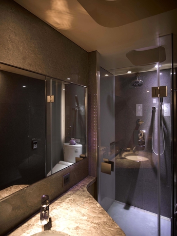 Imagen de la habitación del Hotel Inhouse. Foto 8