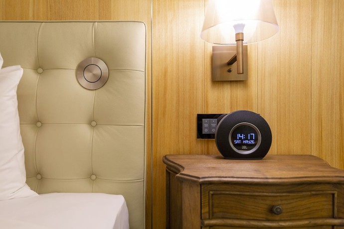 Imagen de la habitación del Hotel Inhouse Grand. Foto 5