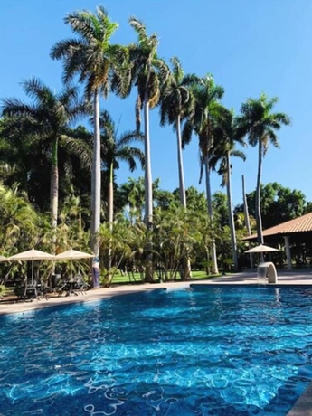 Imagen de la piscina del Hotel Inhouse Select Hacienda Tres Rios. Foto 17