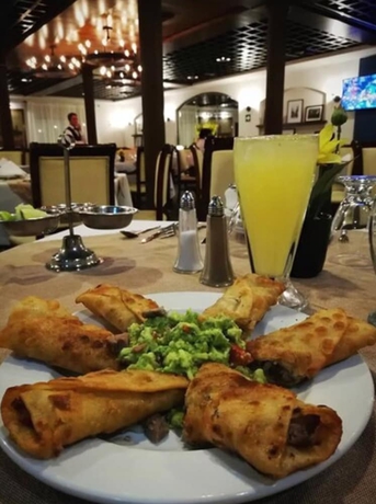 Imagen del bar/restaurante del Hotel Inhouse Select Hacienda Tres Rios. Foto 4