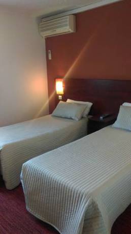 Imagen de la habitación del Hotel Initial By Balladins Lyon / Villefranche-sur-sa&ocirc;ne. Foto 3