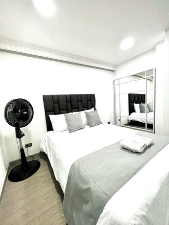 Imagen de la habitación del Hotel Inizio Boutique Laureles. Foto 14