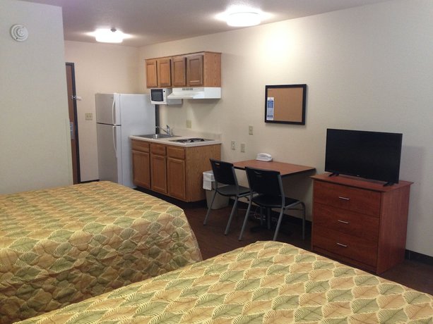 Imagen de la habitación del Hotel Inland Suites Lamar Street. Foto 6