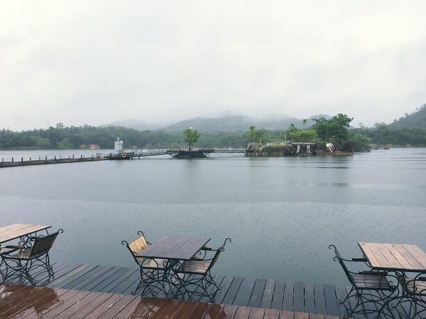 Imagen general del Hotel Inlaya Ratchaburi. Foto 6