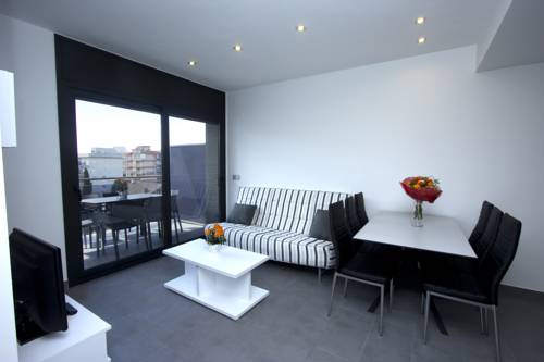 Imagen de la habitación del Hotel Inmosantos Apartaments Nuria. Foto 3
