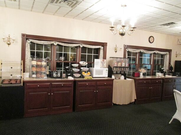 Imagen del bar/restaurante del Hotel Inn At Amish Door, Wilmot. Foto 15