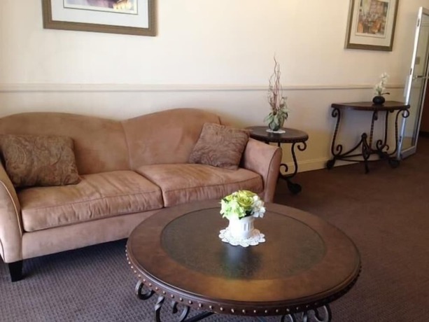 Imagen de la habitación del Hotel Inn At Arbor Ridge and Conference Center. Foto 3